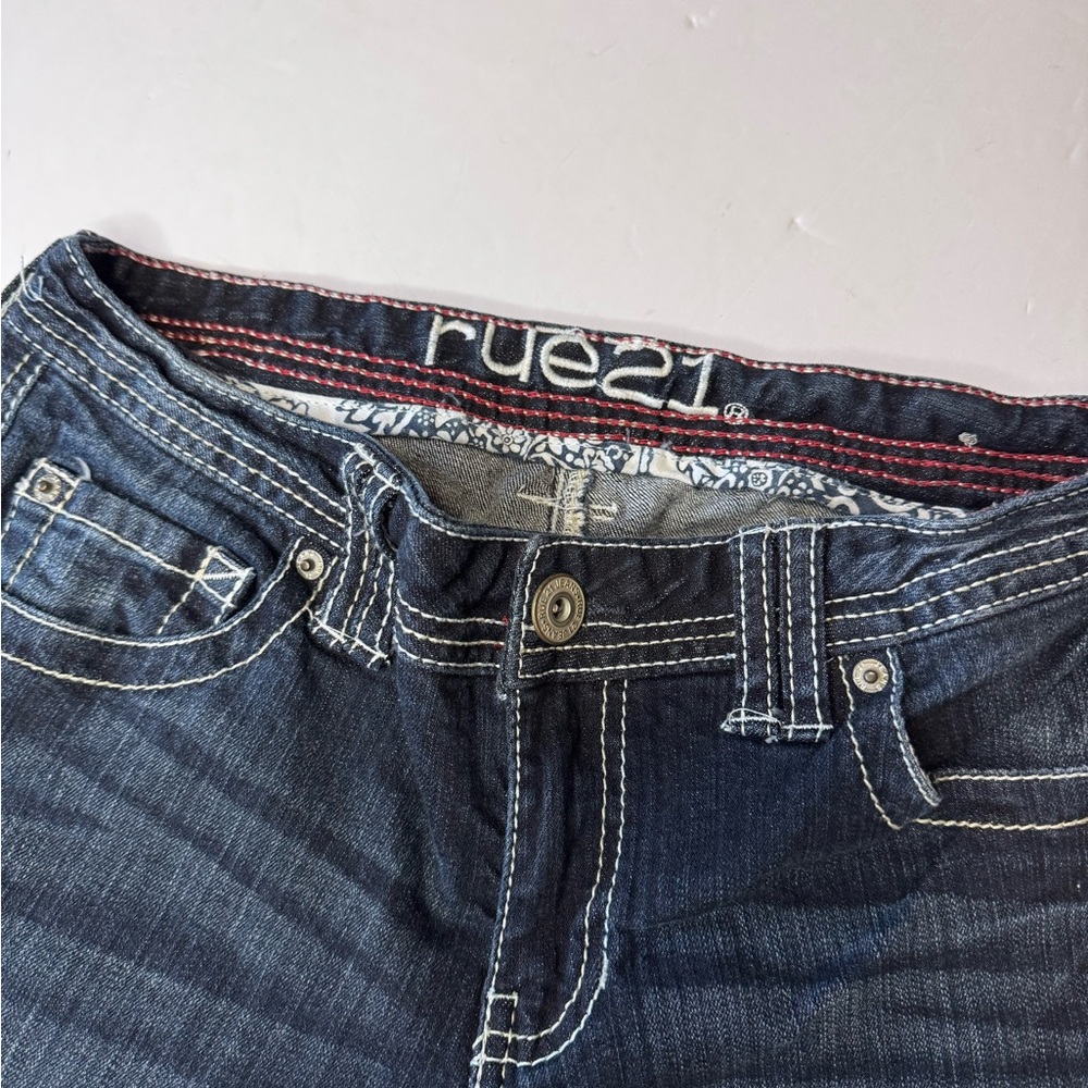 Rue21 Mid-rise Bootcut Dark Wash Jeans- Size 5/6 - Picture 4 of 8